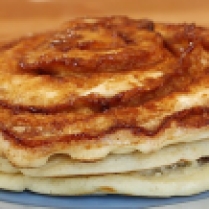 cinnamon roll pancakes
